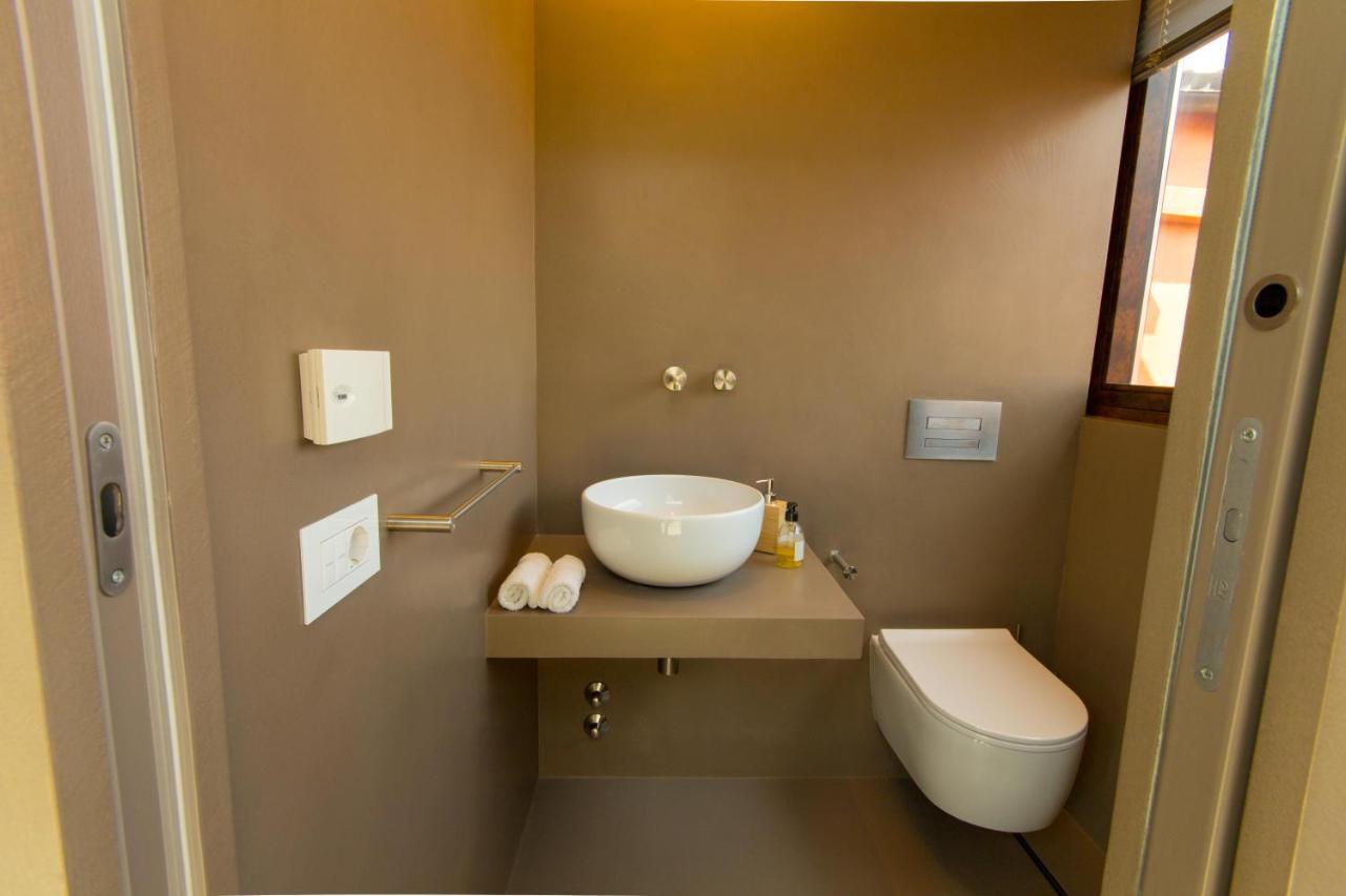Pelliccia 11 Trastevere Penthouse ローマ エクステリア 写真