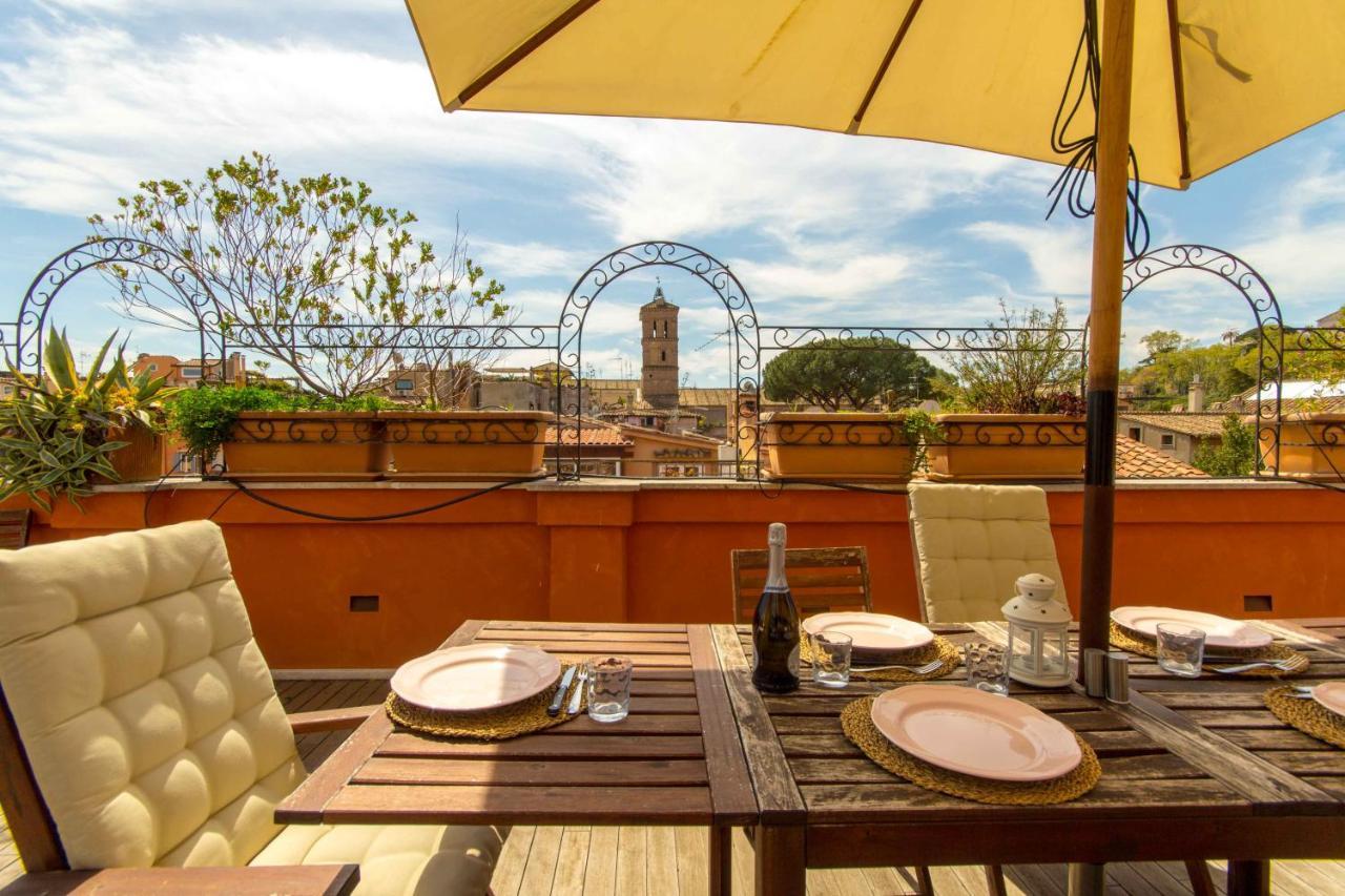 Pelliccia 11 Trastevere Penthouse ローマ エクステリア 写真